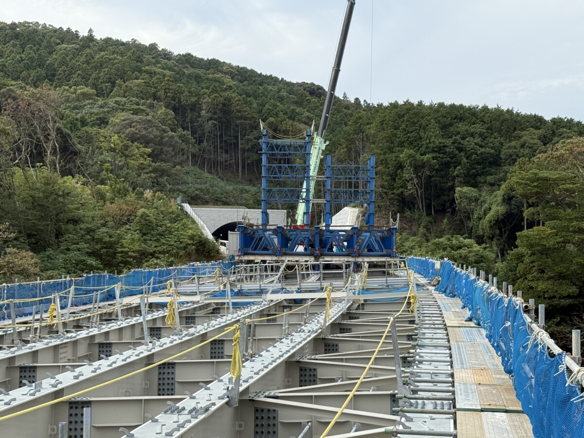 長崎497号 松浦4号橋上部工（P15～A2）工事